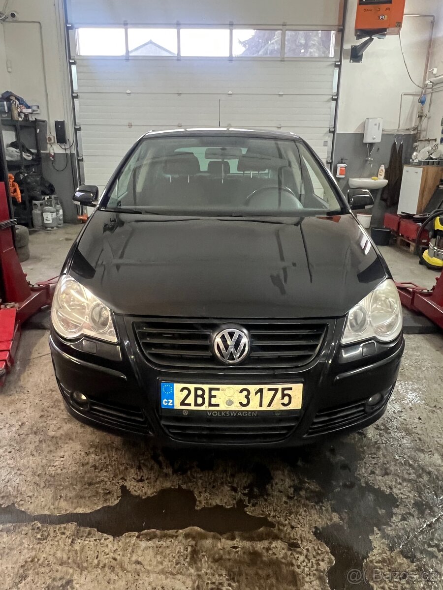 VW Polo - 2
