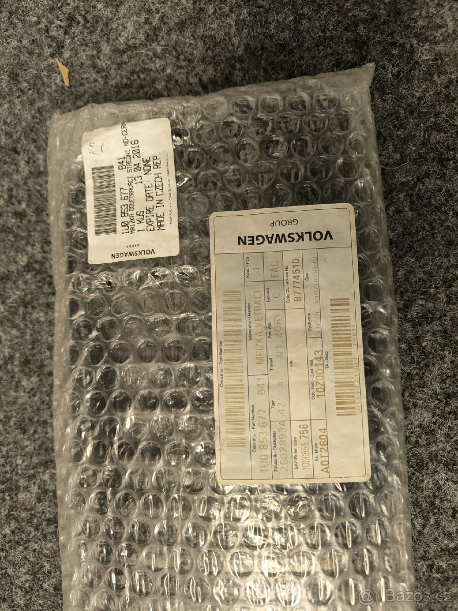 Škoda Octavia I 1. mřížka předního nárazníku - 2