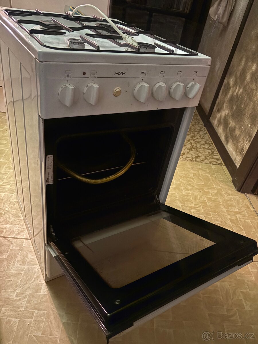 Kombinovaný plynový sporák Mora MKN 56100FW - 2