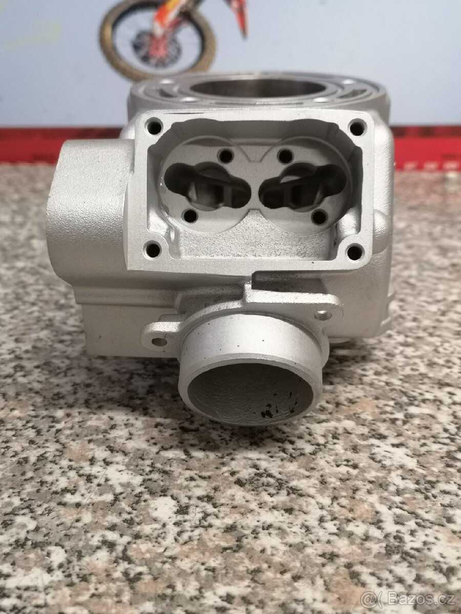 Yamaha yz 125 válec - 2