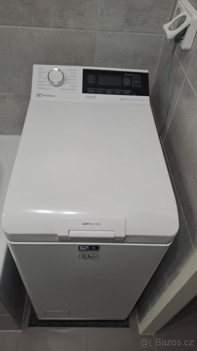 Pračka Electrolux PerfectCare600 - 2