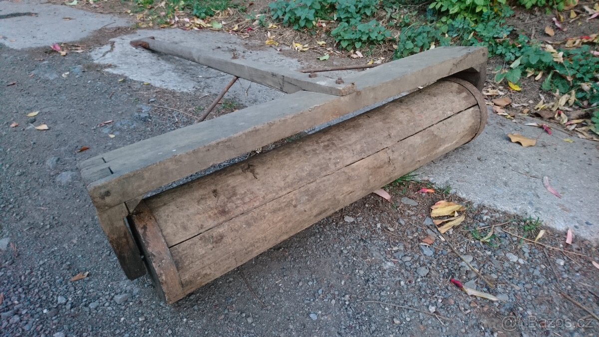 ruční zahradní válec - 2