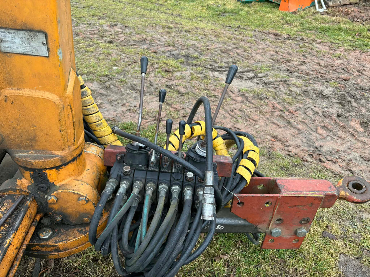 Vyvážečka za traktor AFA 4000 - 2