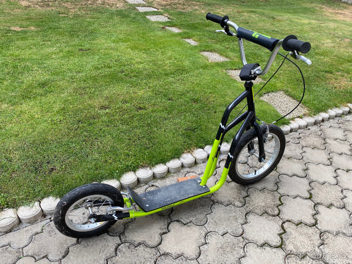 Koloběžka CITY Line - 2