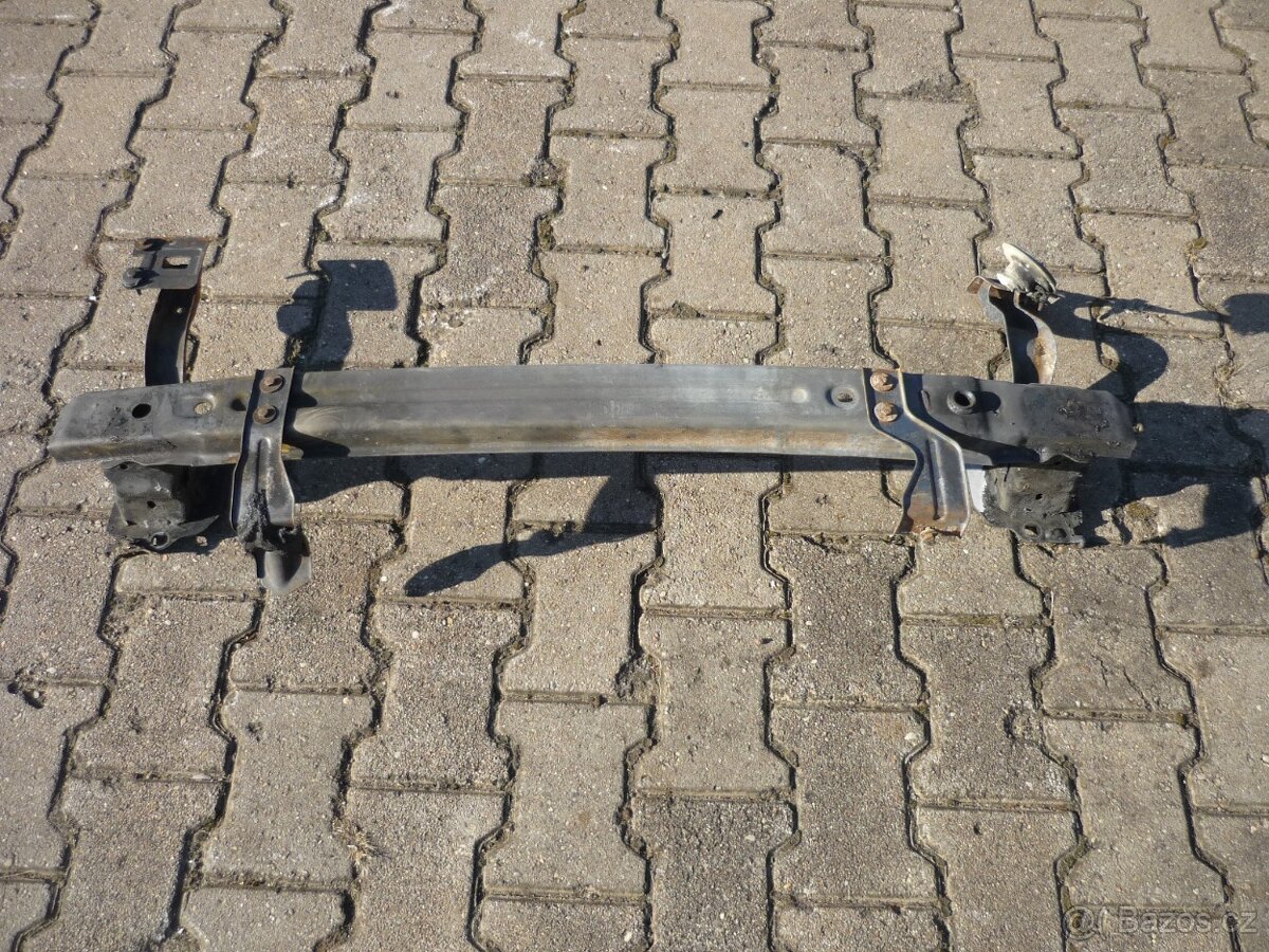 C3 rv 2016 - výztuha předního nárazníku - 2