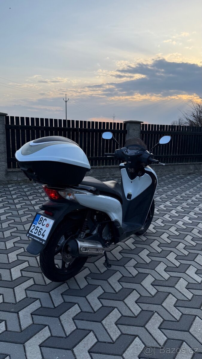 Skutr HONDA SH 125 - 2