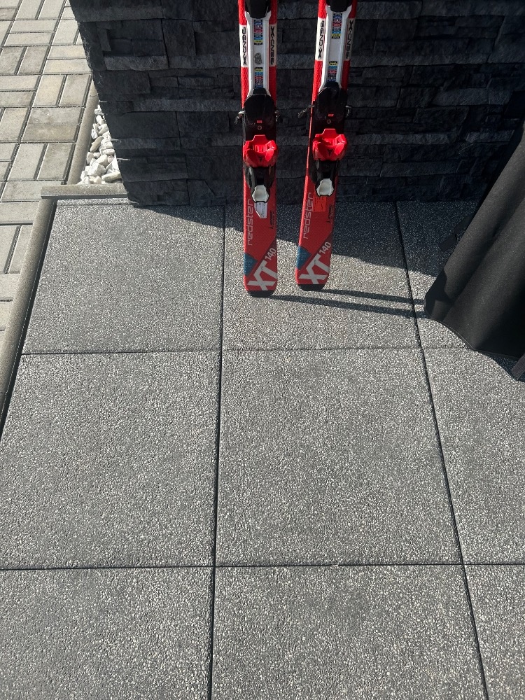 Prodám lyže Atomic Redster - 2