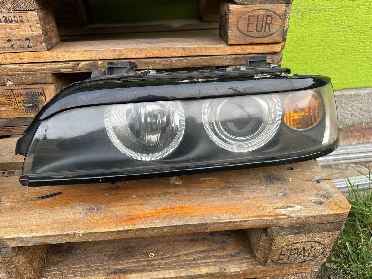 Přední světla BMW e39 Hella xenon - 2