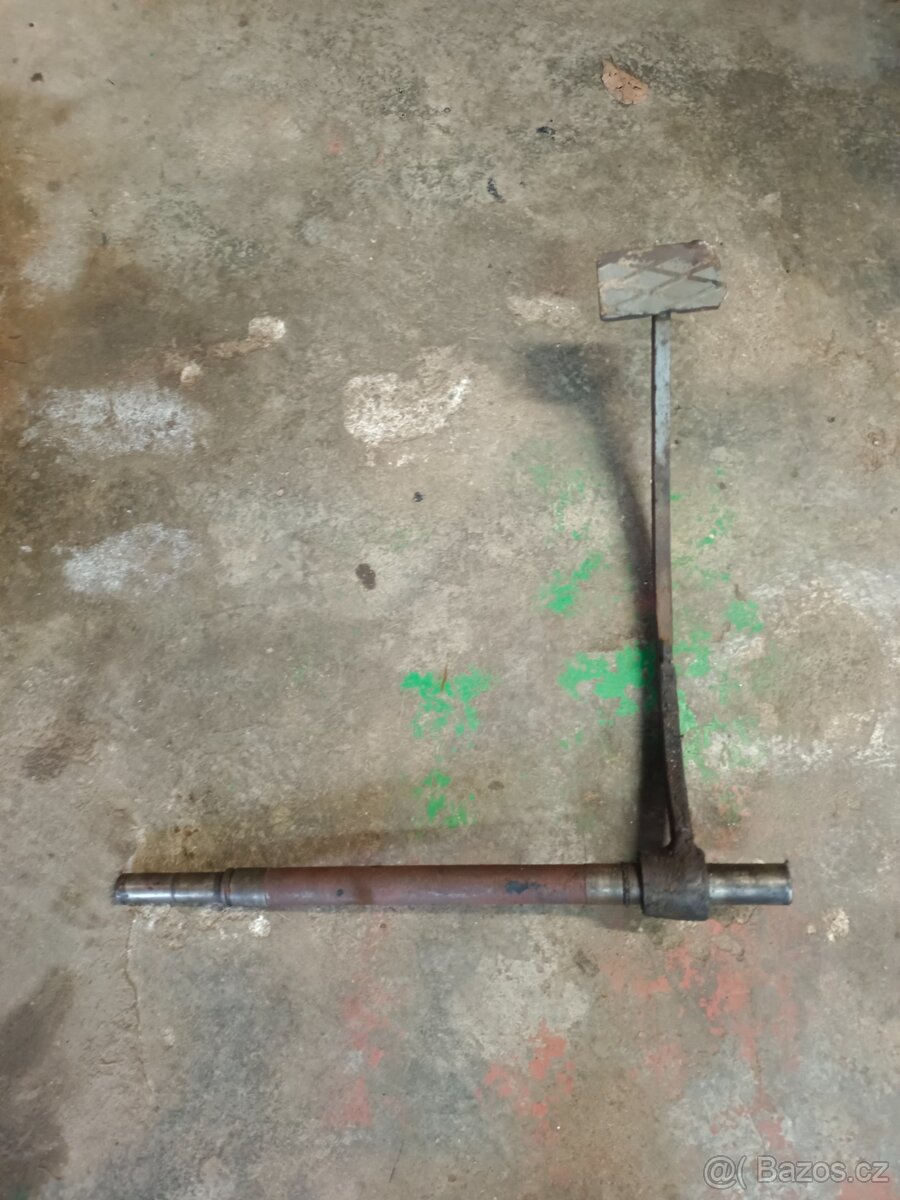 Pedály Zetor 25 - 2