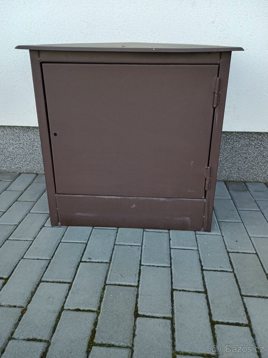 HUP plechová skříň - 2