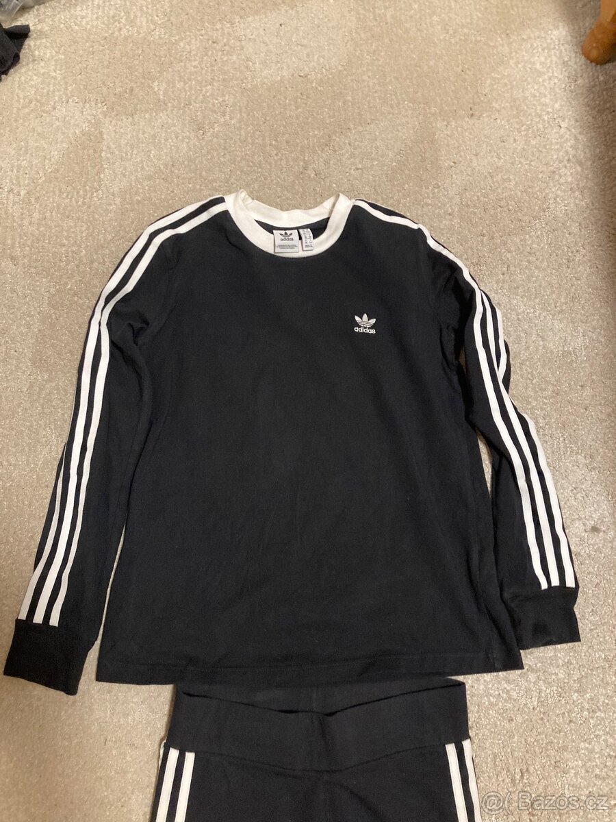 Souprava Adidas - 2