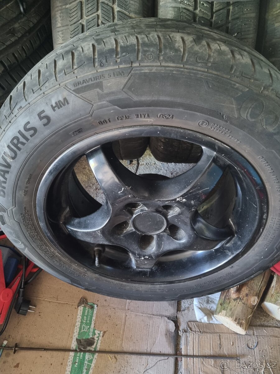 195/65r15 - 2