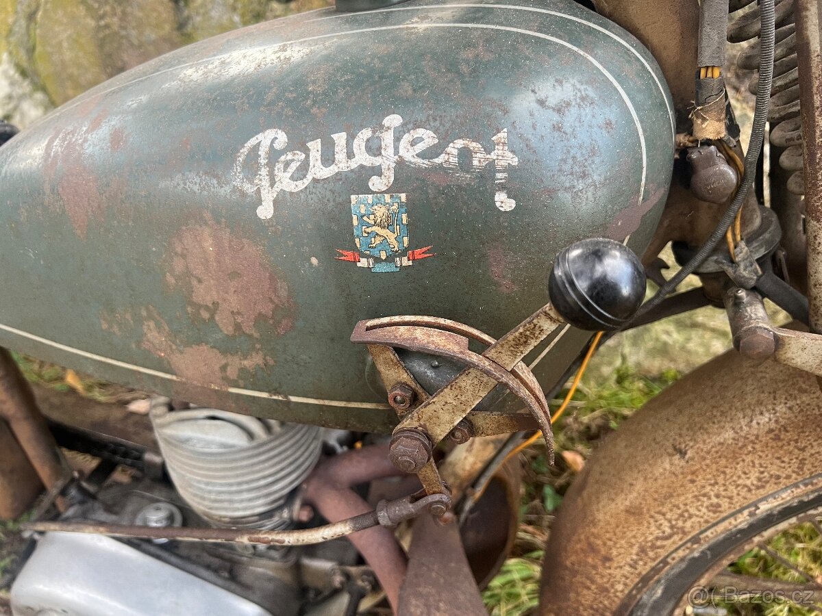 Peugeot zelený typ 54 - 2