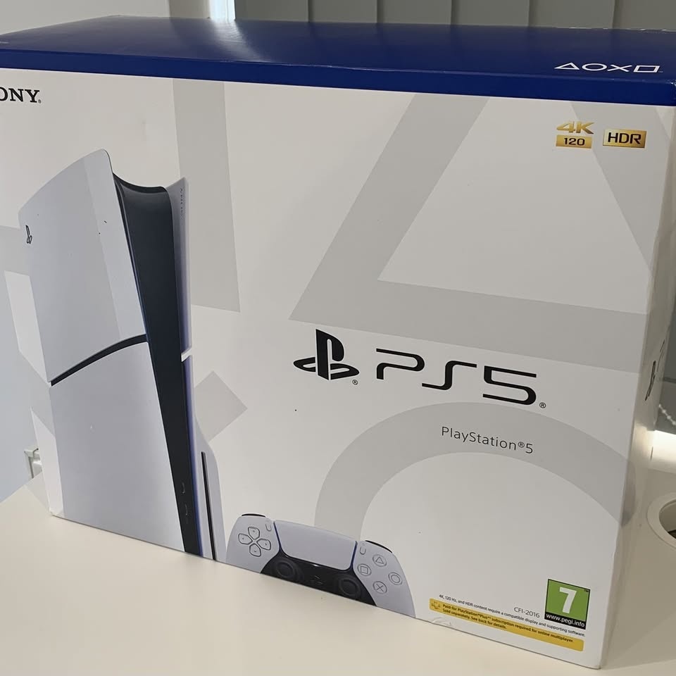 PlayStation 5 (Slim) 1TB s mechanikou - 2