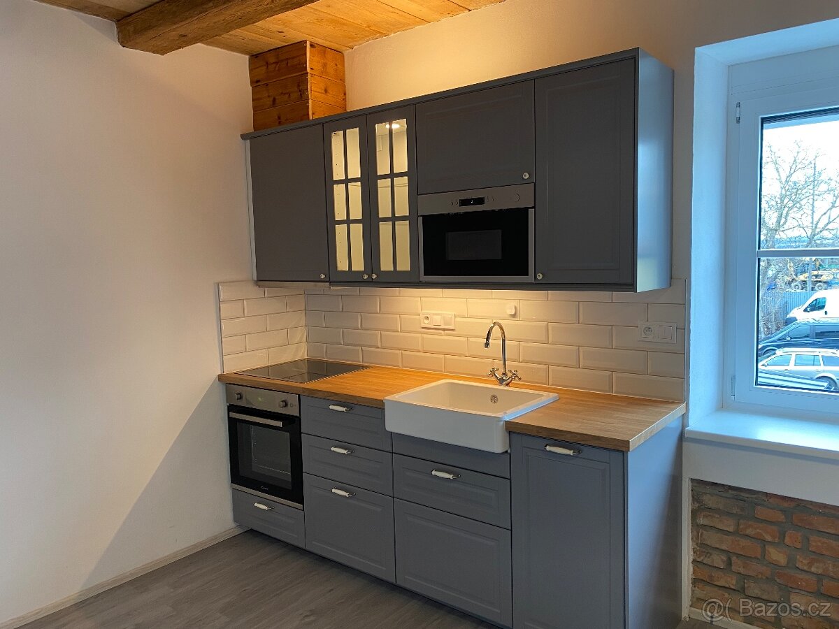 Byt 1 kk Provenece design industrial - 2