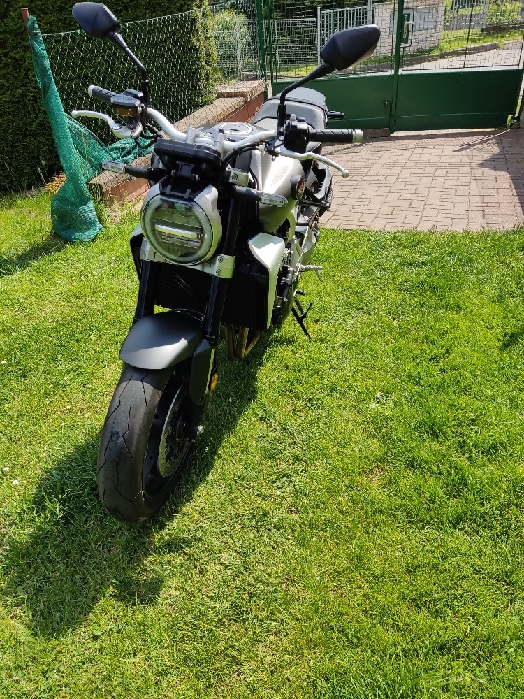 Honda CB 1000 R ABS Neo Sports (2019) stav nové, 9000km - 2