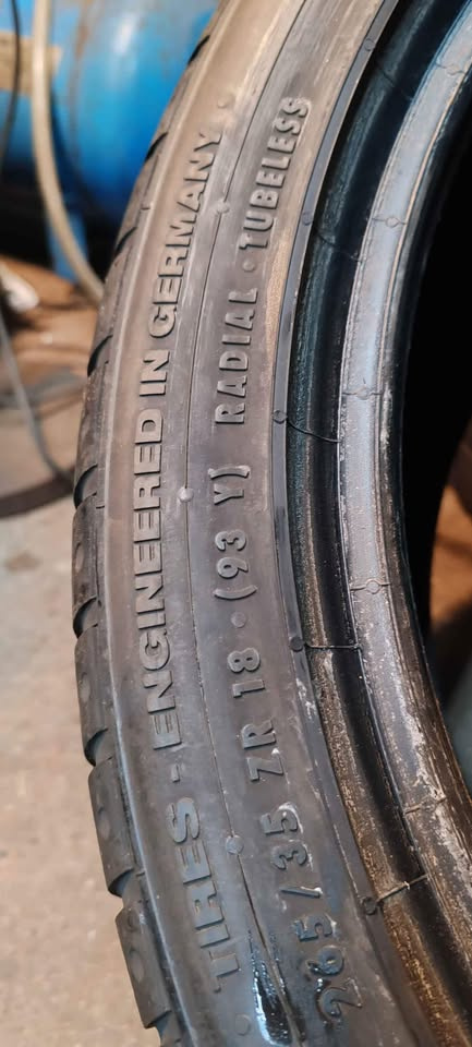 Letní pneu Continental 285/30ZR18 93Y - 265/35ZR18 93Y 7,50m - 2