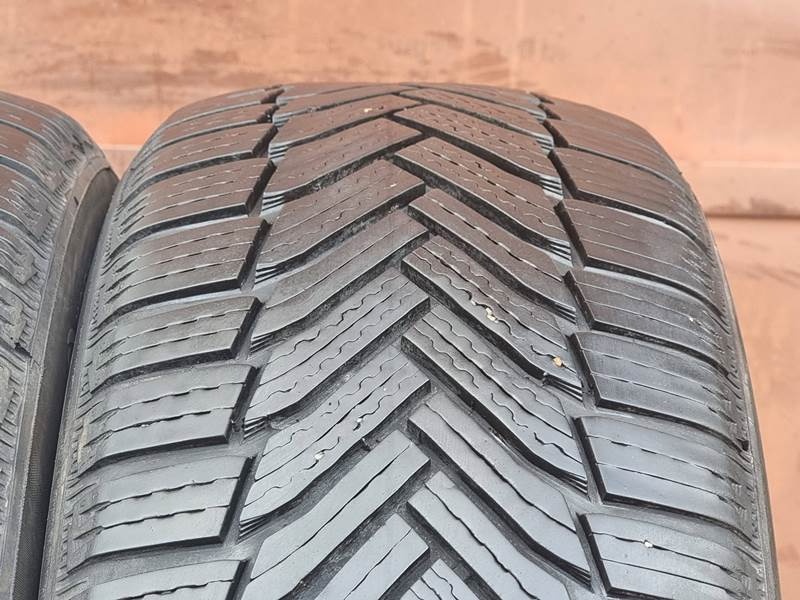 Zimní Michelin 205/55/16 - 2