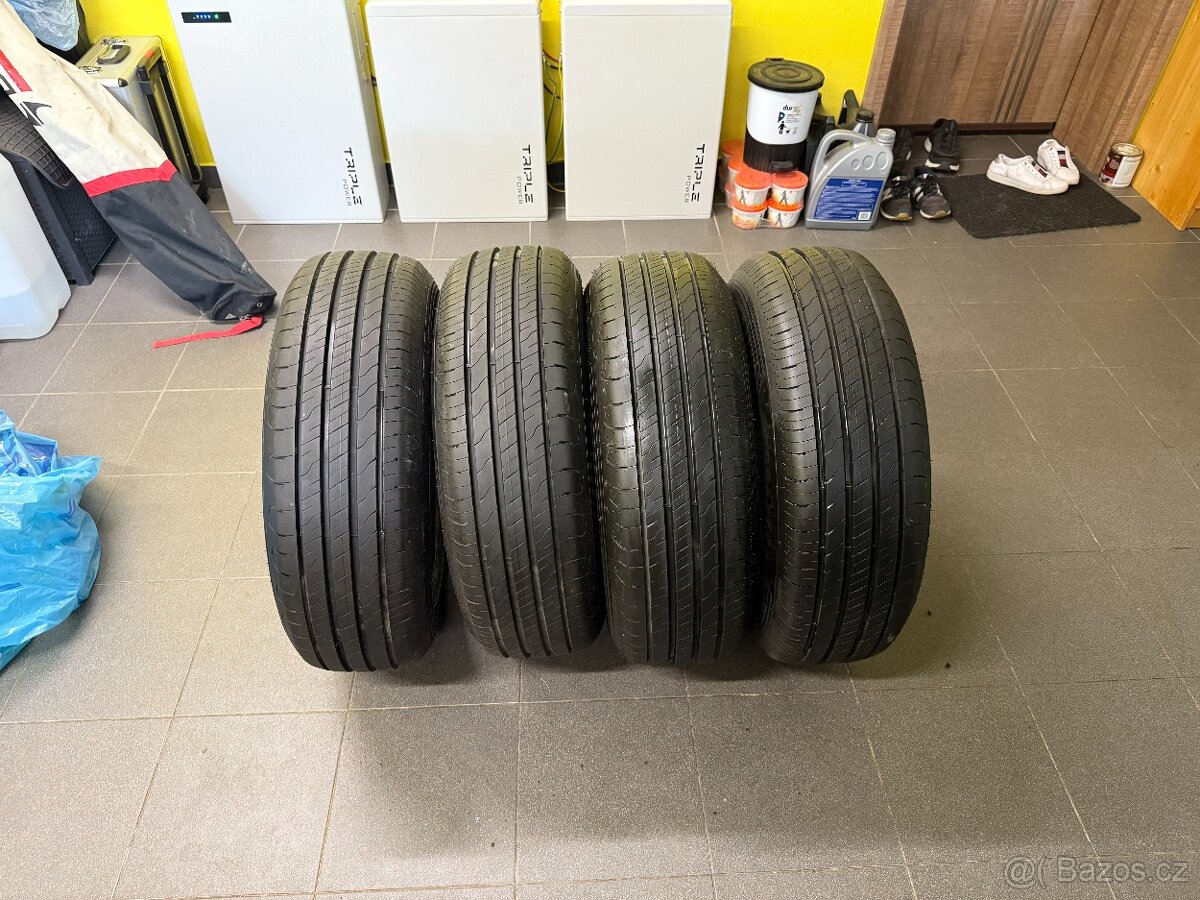 Letní pneu 215/65/17 99V GOODYEAR EfficientGrip2 SUV - 2