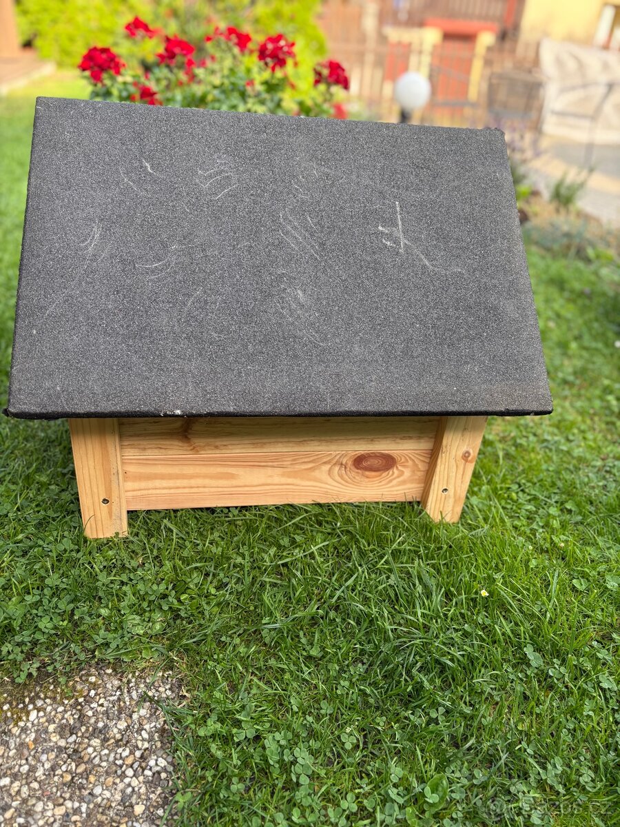 Bouda pro malého psa - 2