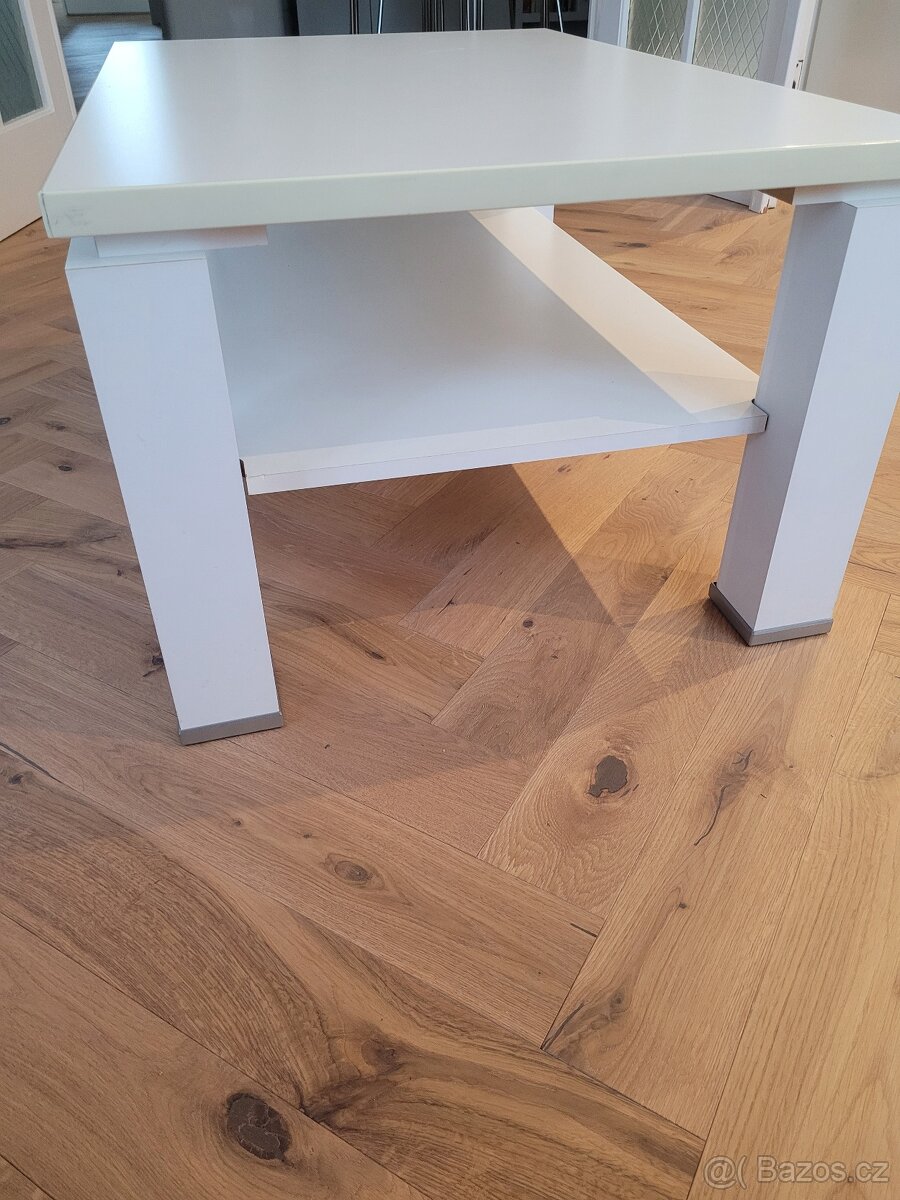 Konferenční stolek - 2