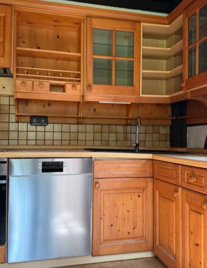 Kuchyňská linka z masivu do L-ka, se spotřebiči,5672 - 2