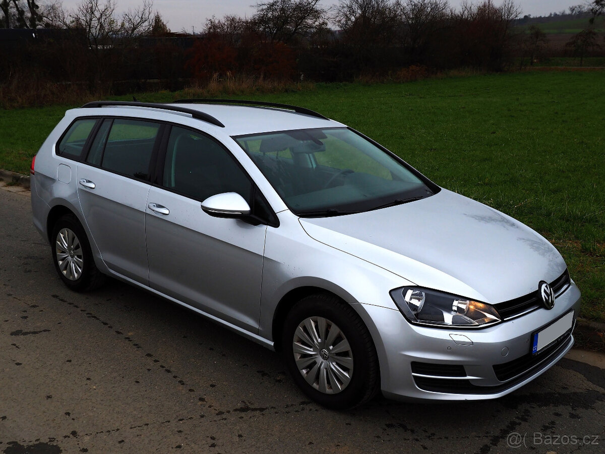 VW Golf 7 1,2 TSI ▪ Climatronic ▪ 2x PDC ▪ výhřev ▪ tempomat - 2