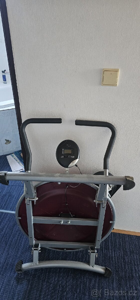 Posilovací stroj - 2