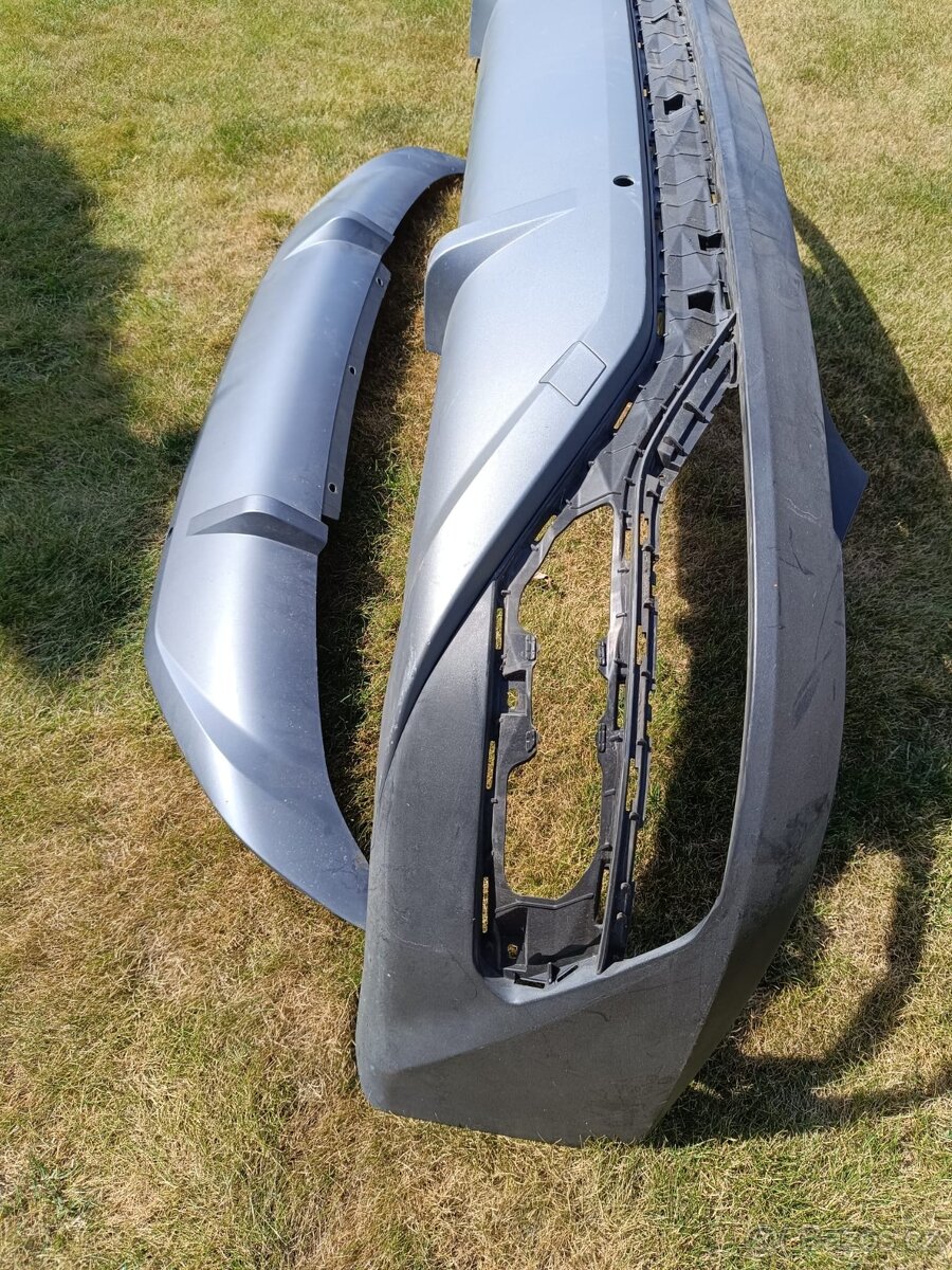 Hyundai Tucson 4 - 2