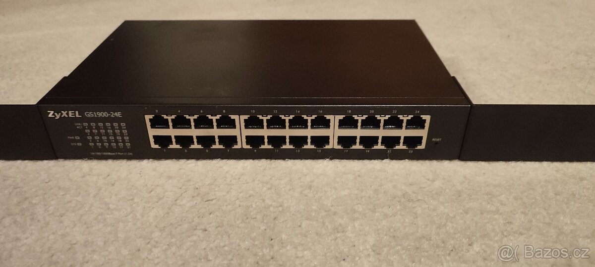 ZyXEL GS1900-24E - 2