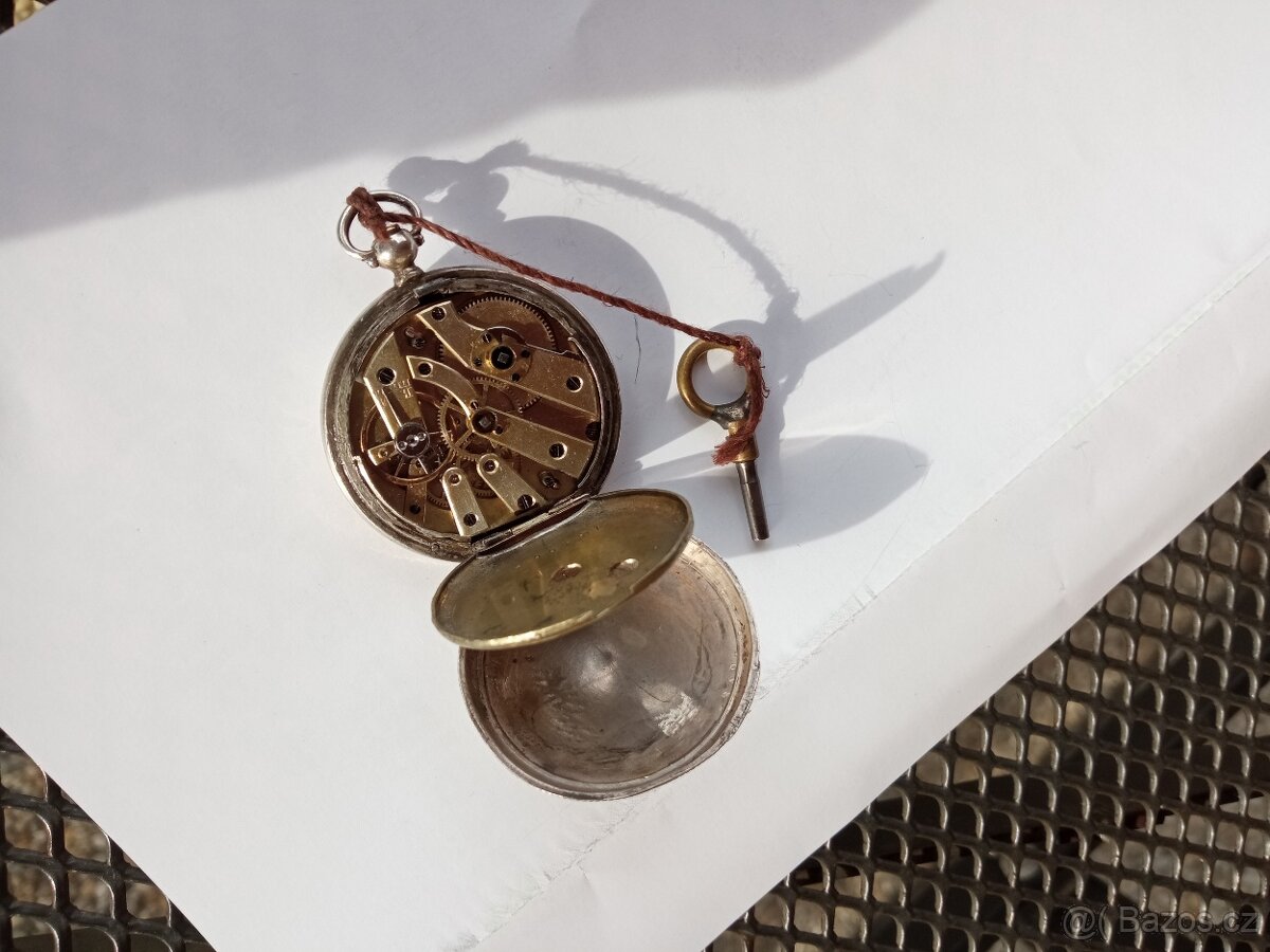 Kapesní hodinky, klíčkové - 2