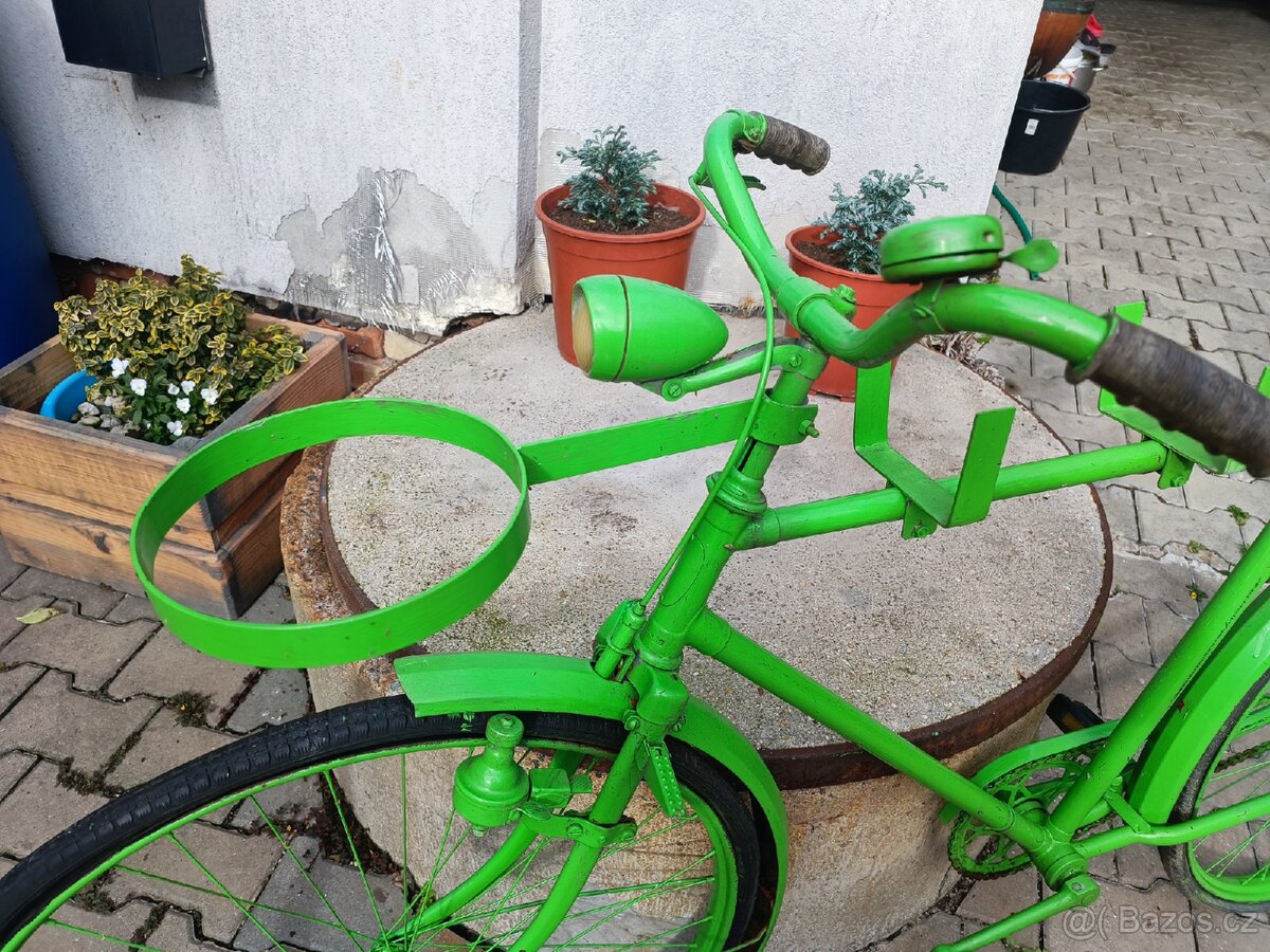 Retro kolo na květináče - 2
