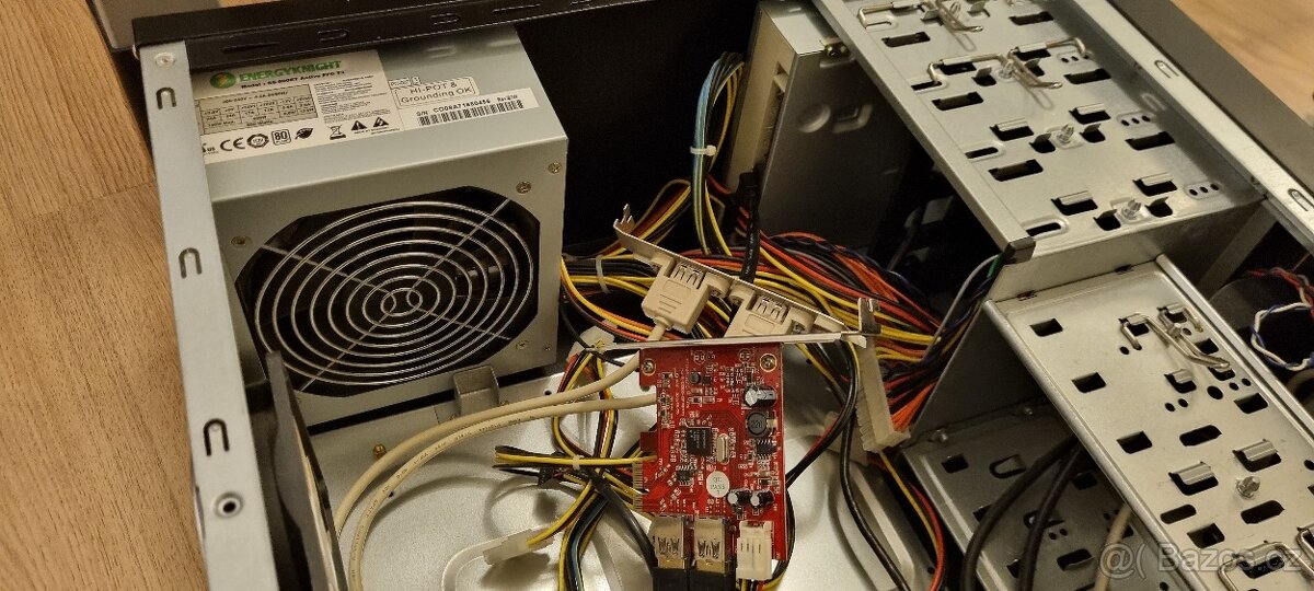 Bedna, zdroj (500W), DVDROM, čtečka karet, USB3 - 2