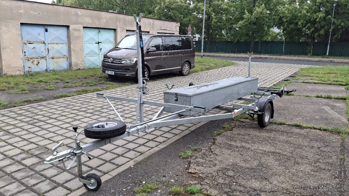 Lodní přívěs - 2