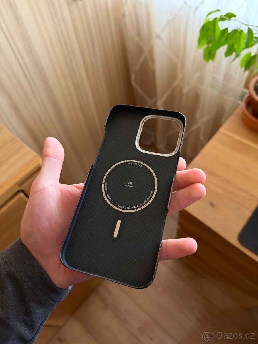 Pitaka Iphone 16 pro max - 2