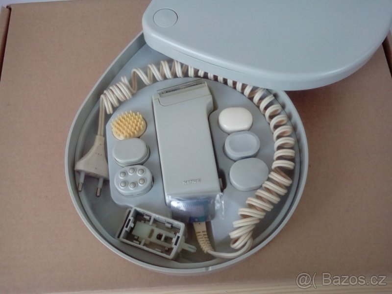 MASÍROVACÍ A KOSMETICKÝ PŘÍSTROJ - 2