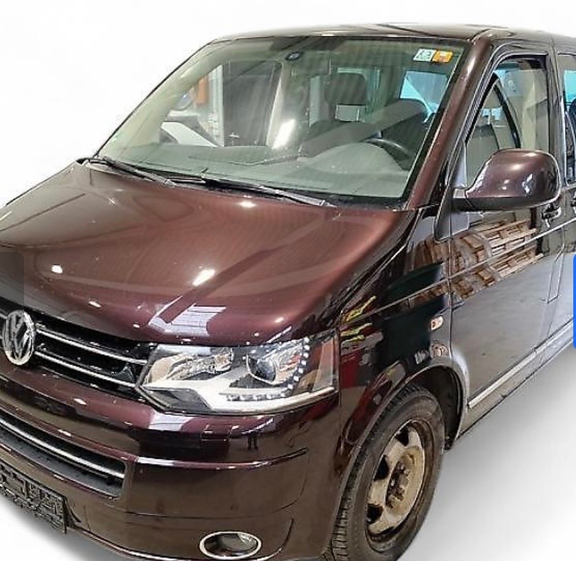 Volkswagen multivan dsg 7 míst - 2