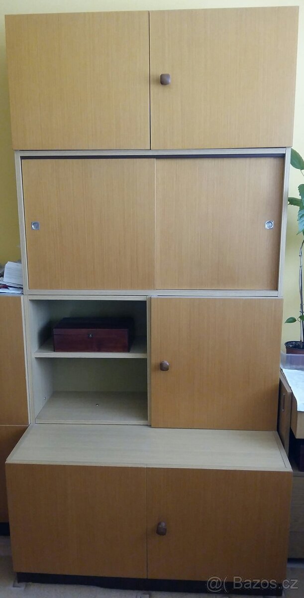 Skříňová sestava - 2