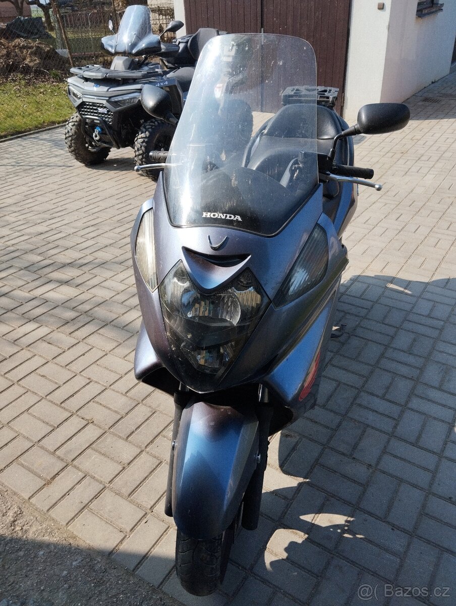 Honda Silver Wing FJS 400 - 2