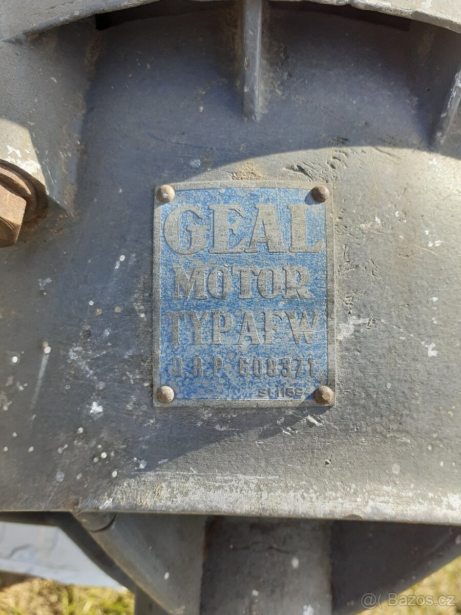 Prodám hliníkový elektromotor AEG - 2