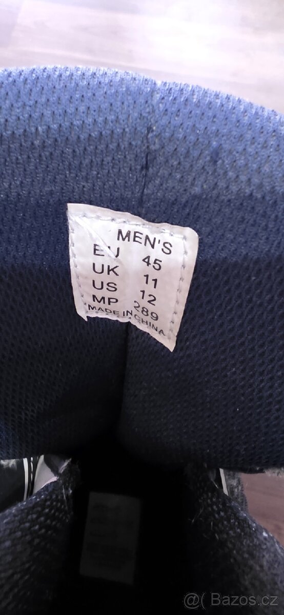 Prodám kolečkové brusle velikost 40 a 45 - 2