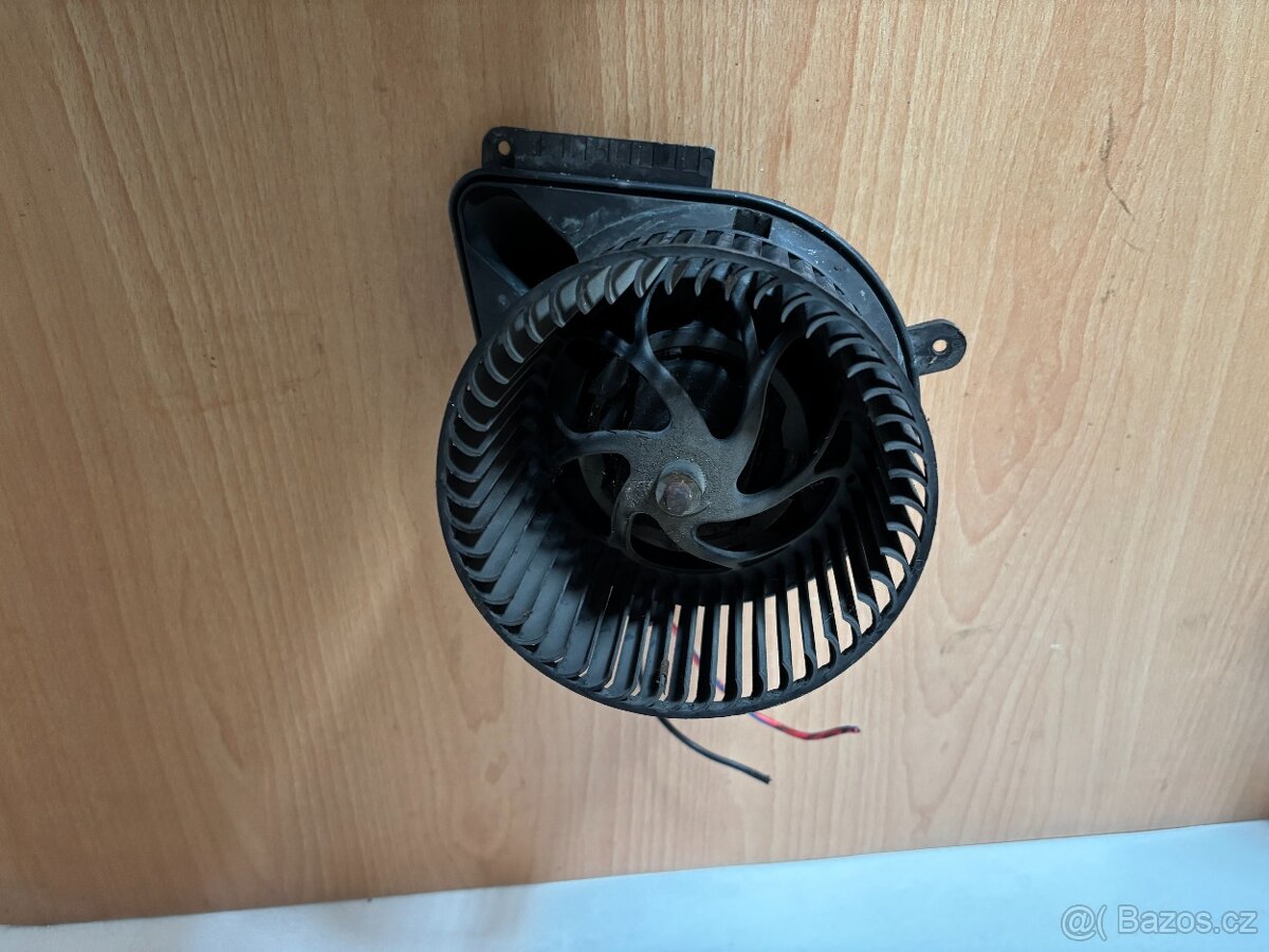 MB Vito W638 ventilátor topení Valeo 651586K - 2