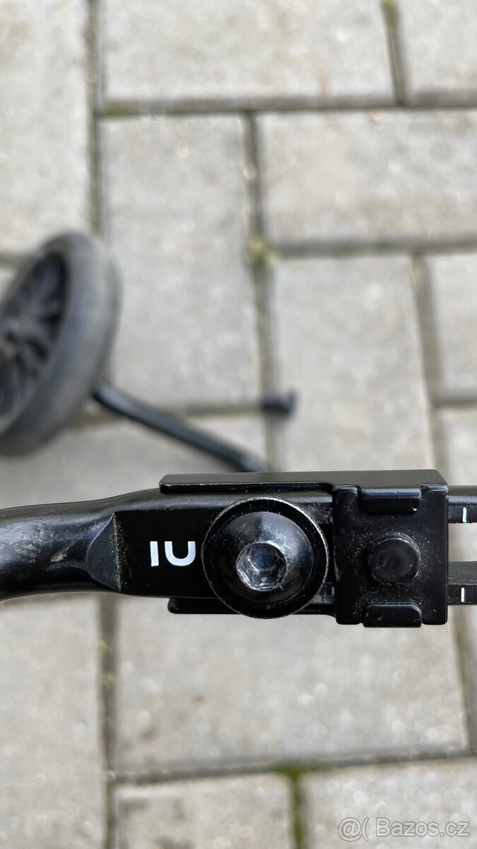 BTWIN Stabilizační Kolečka - 2