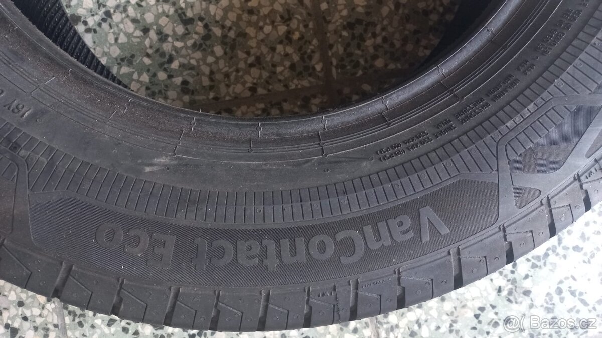 Sada pneu Continental Vancontact Eco 215/65 - 2