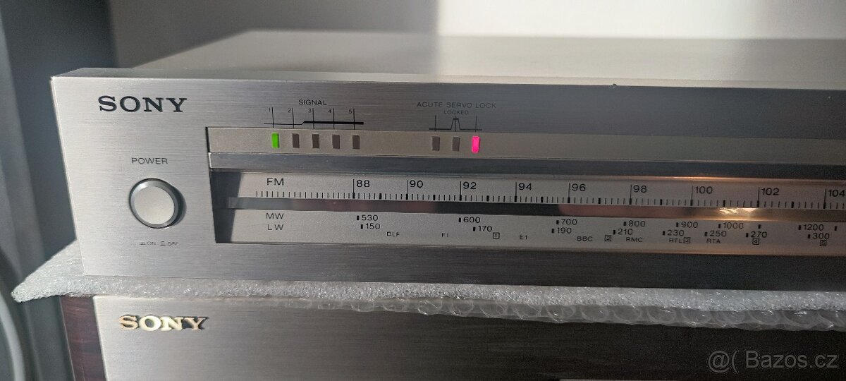 SONY ST A 30L - 2
