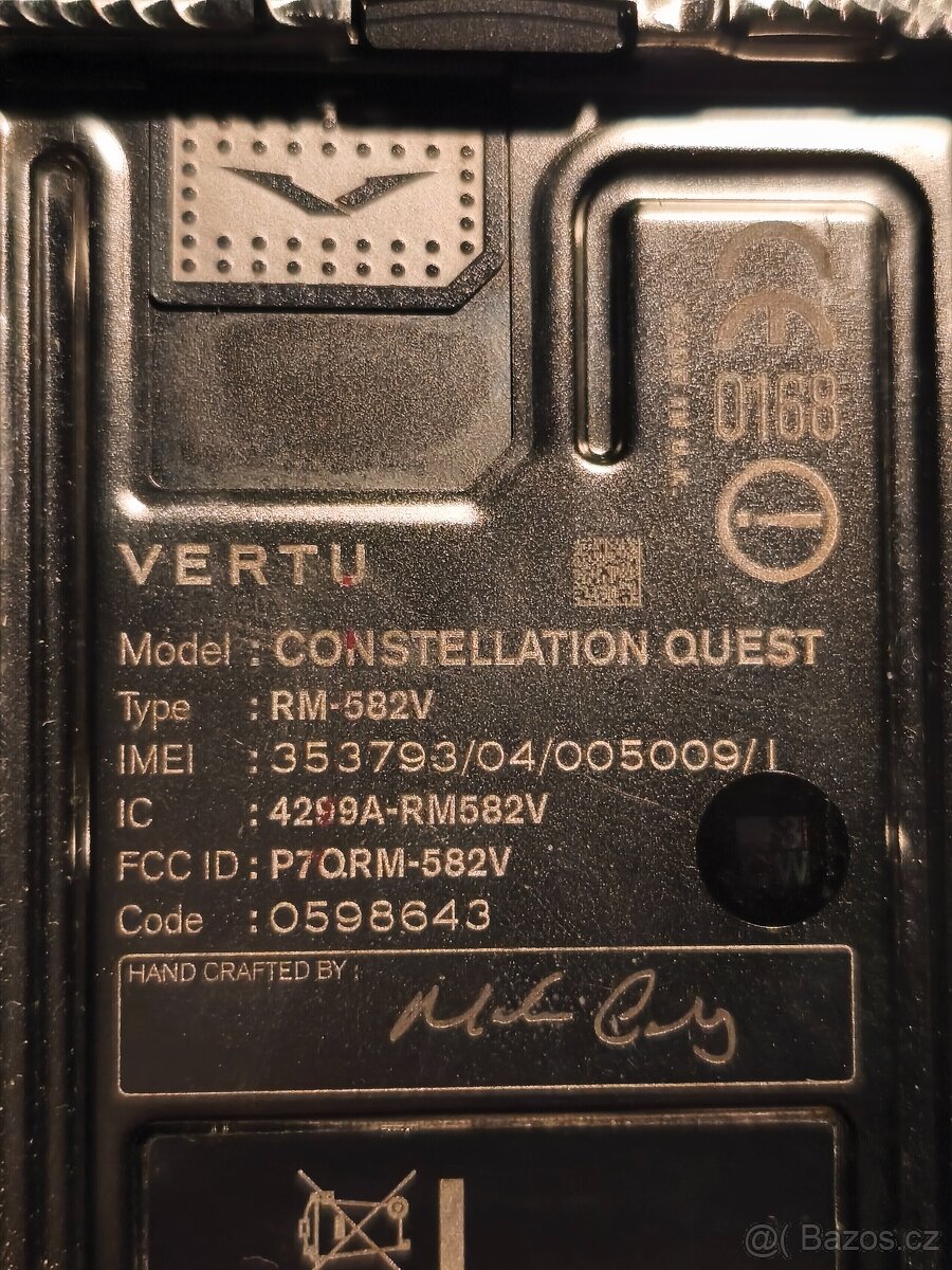Vertu rm582v - 2