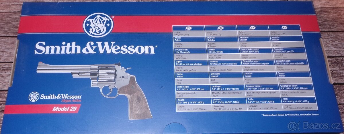 Vzduchová pistole Smith a Wesson - 2