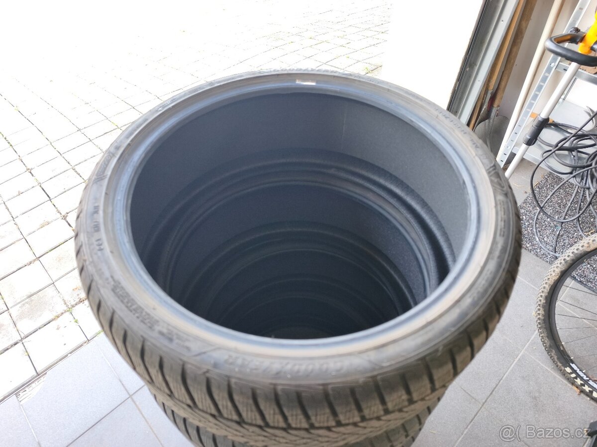 Goodyear UltraGrip Performance+ 21" - Tesla Y Performance - 2