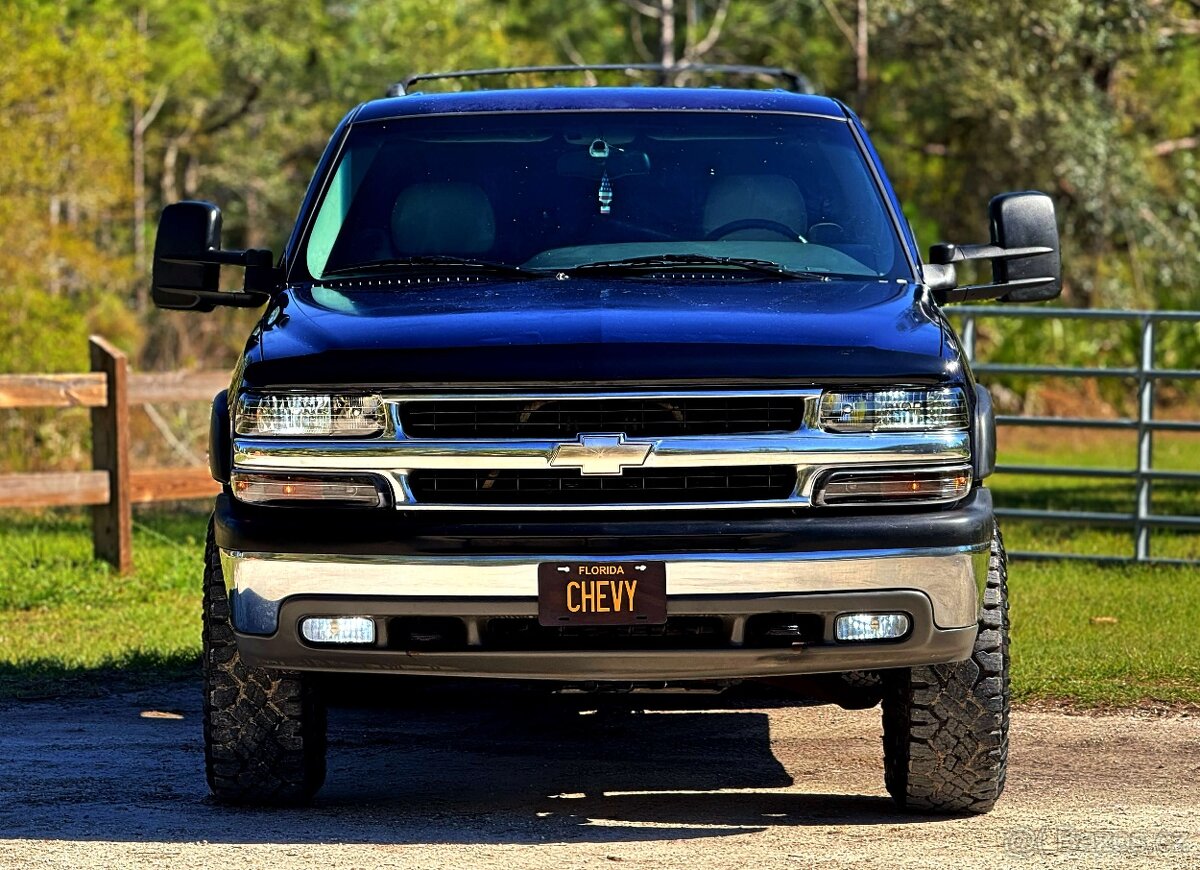2001 Chevrolet Suburban 2500 LT | 8.1 V8 | 4x4