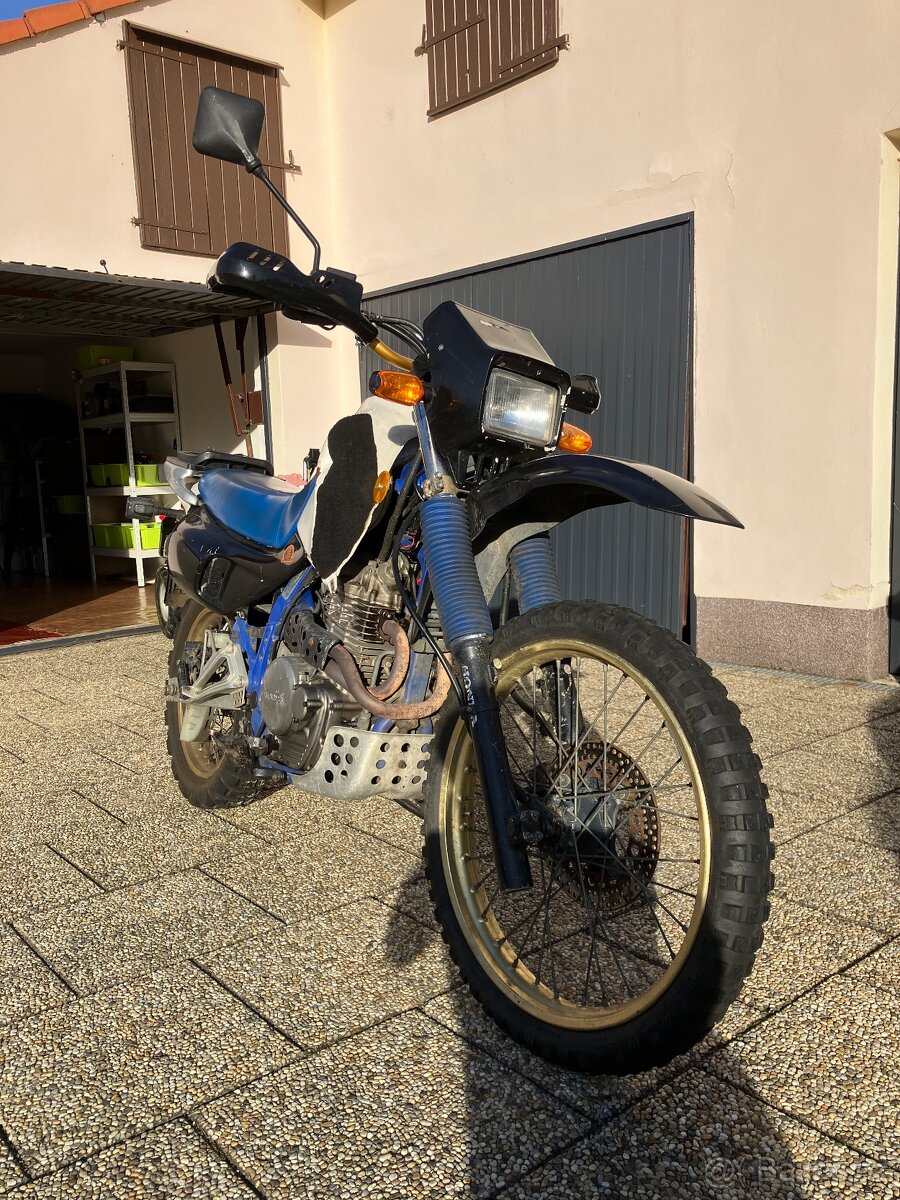 Honda NX 650 Dominator